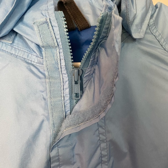 Orvis,Size M, Light Blue, windbreaker with lining, lots of Velcro enclosures - Picture 13 of 16